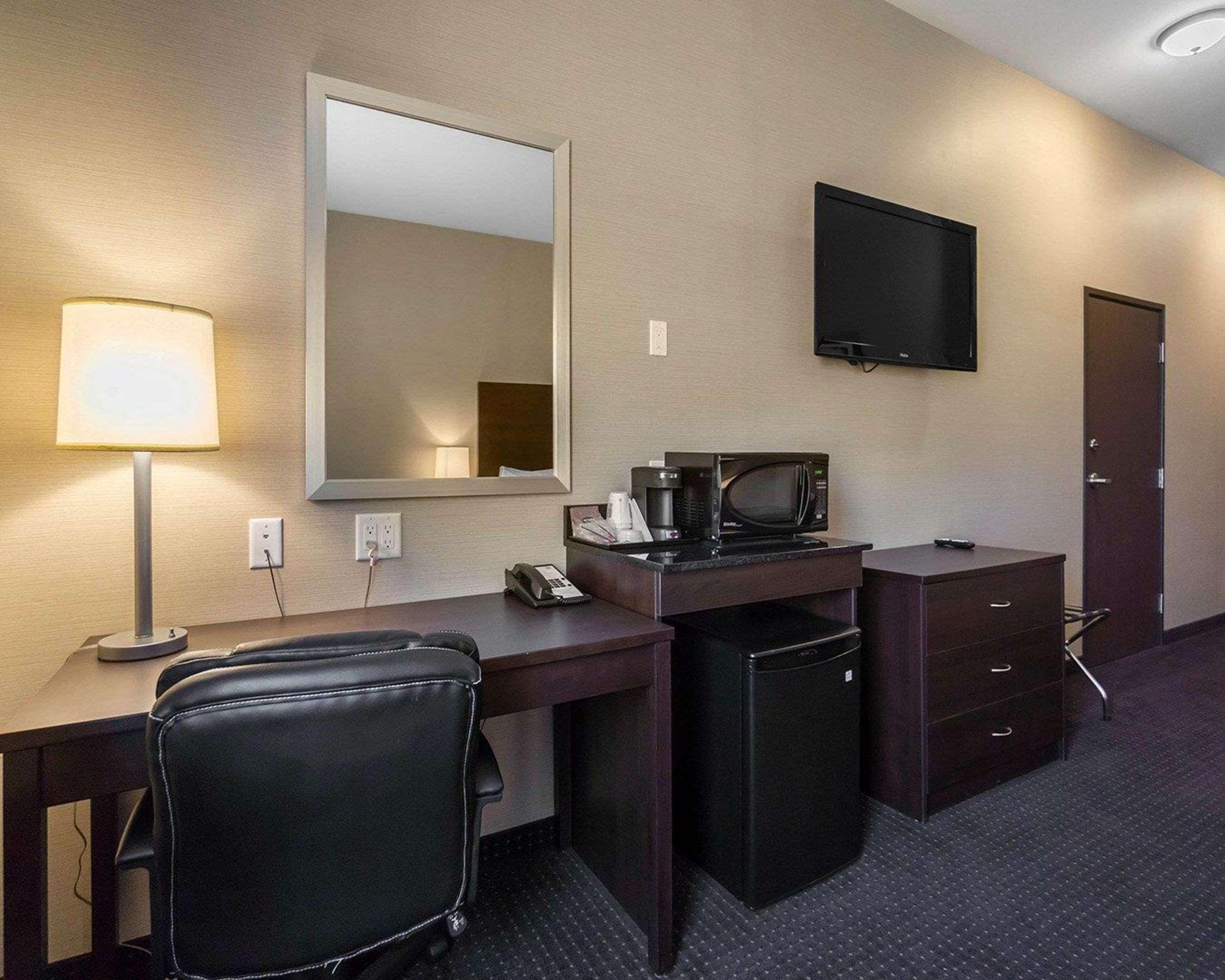 Comfort Inn & Suites Fox Creek Εξωτερικό φωτογραφία