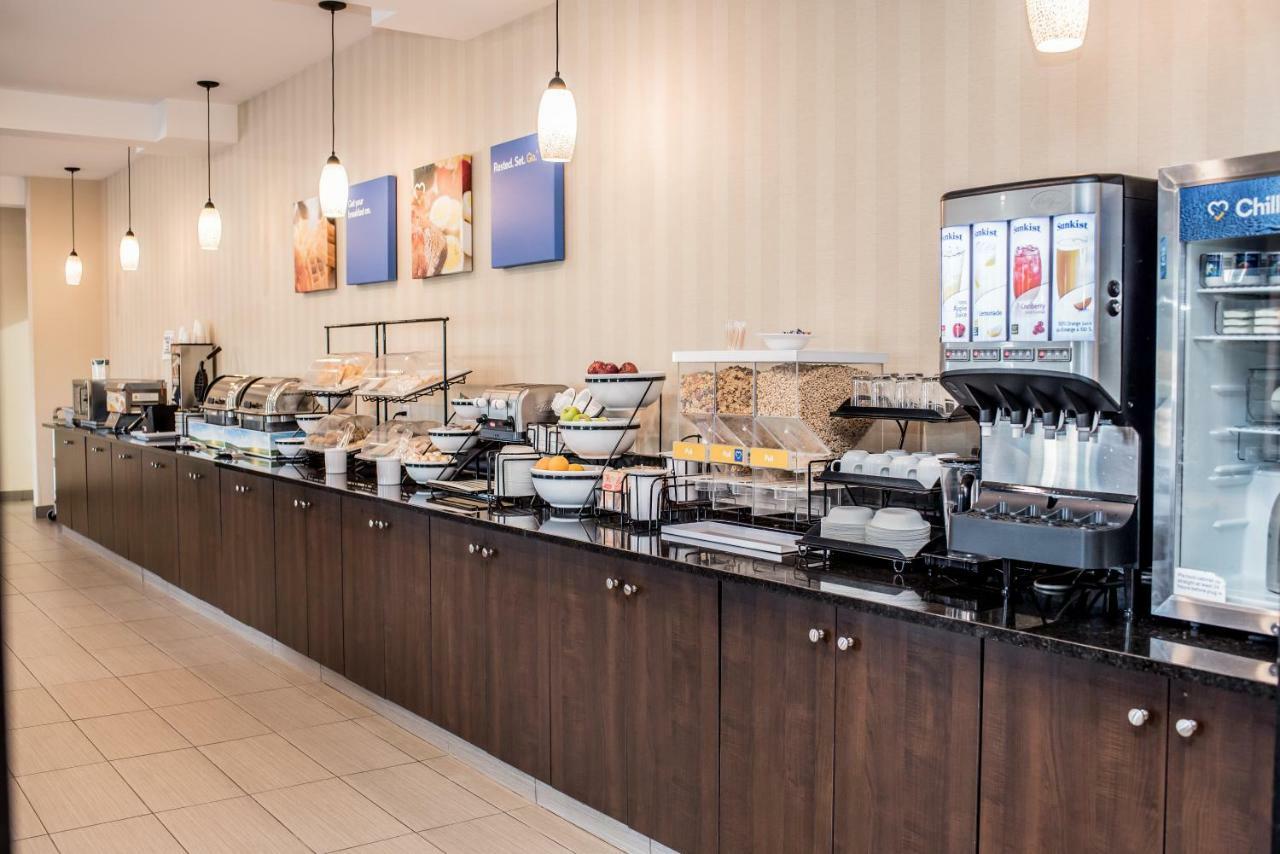 Comfort Inn & Suites Fox Creek Εξωτερικό φωτογραφία