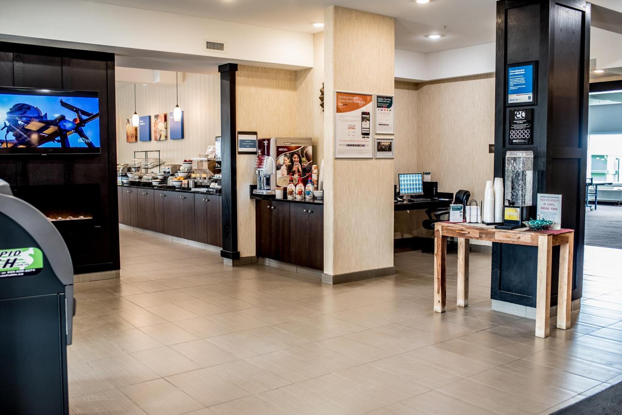 Comfort Inn & Suites Fox Creek Εξωτερικό φωτογραφία